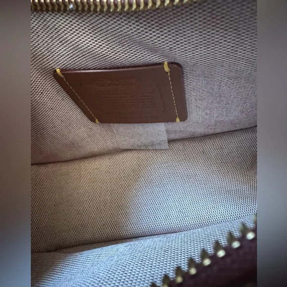 New Coach Original Swinger Convertible Crossbody - Picture 13 of 16